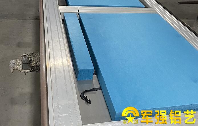 铸铝门填充物聚乙烯发泡板